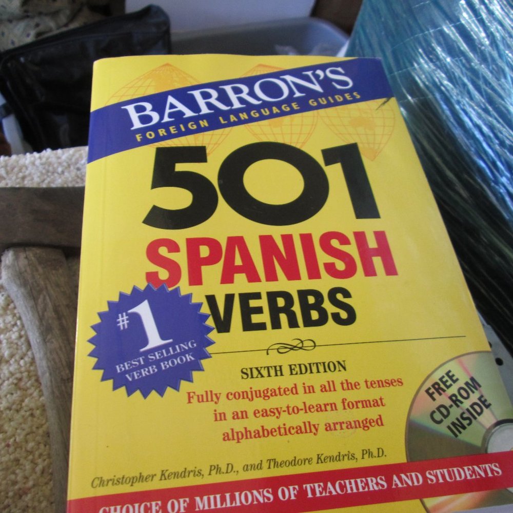 Book, Spanish Verbs, Barron's 501 with CD